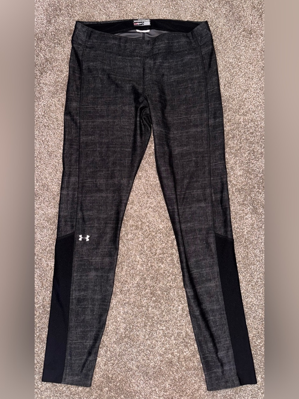 Women’s Under Armour Performance Leggings with Contrast Panels